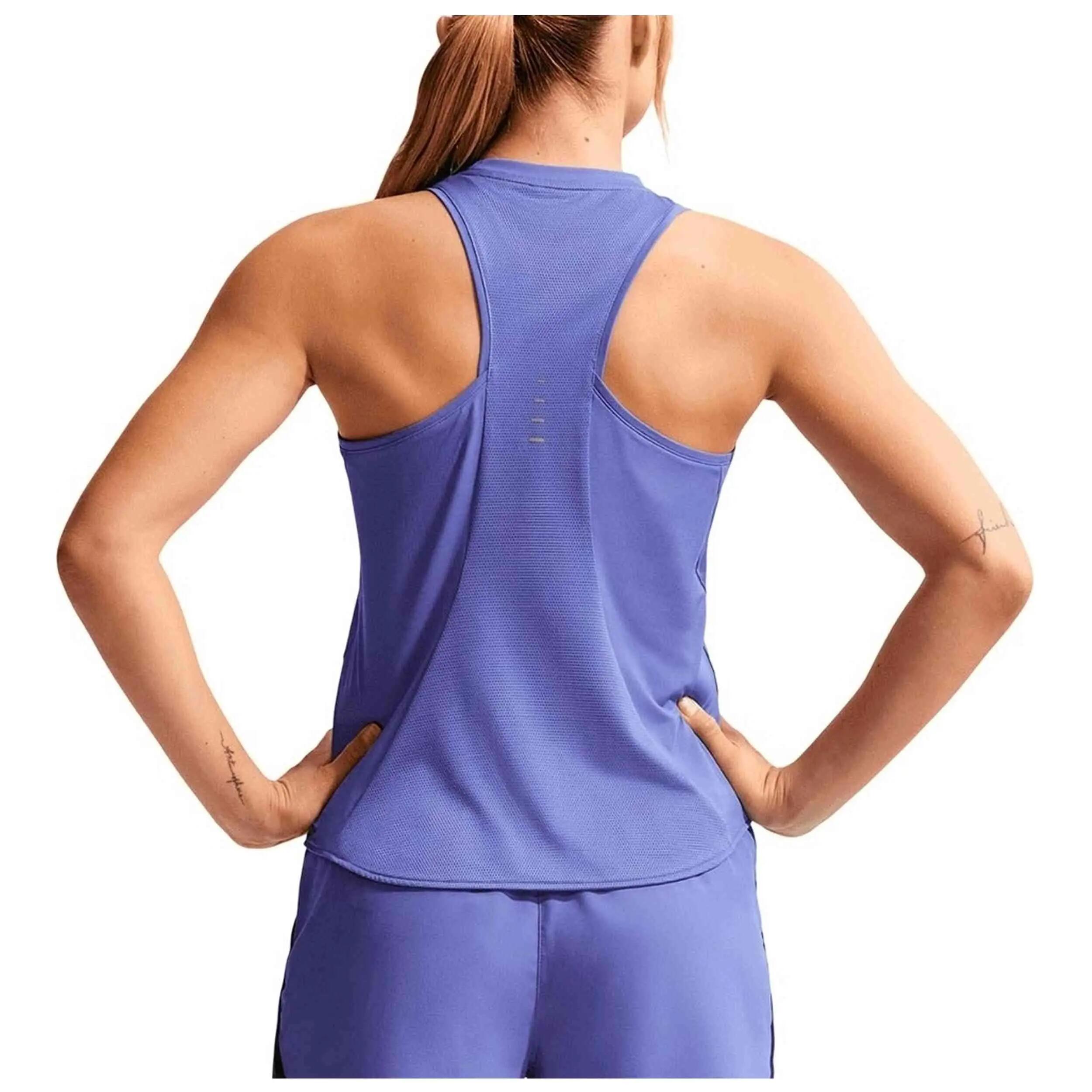 Camiseta de tirantes Nike modelo Nike Swift para mujer 2/4