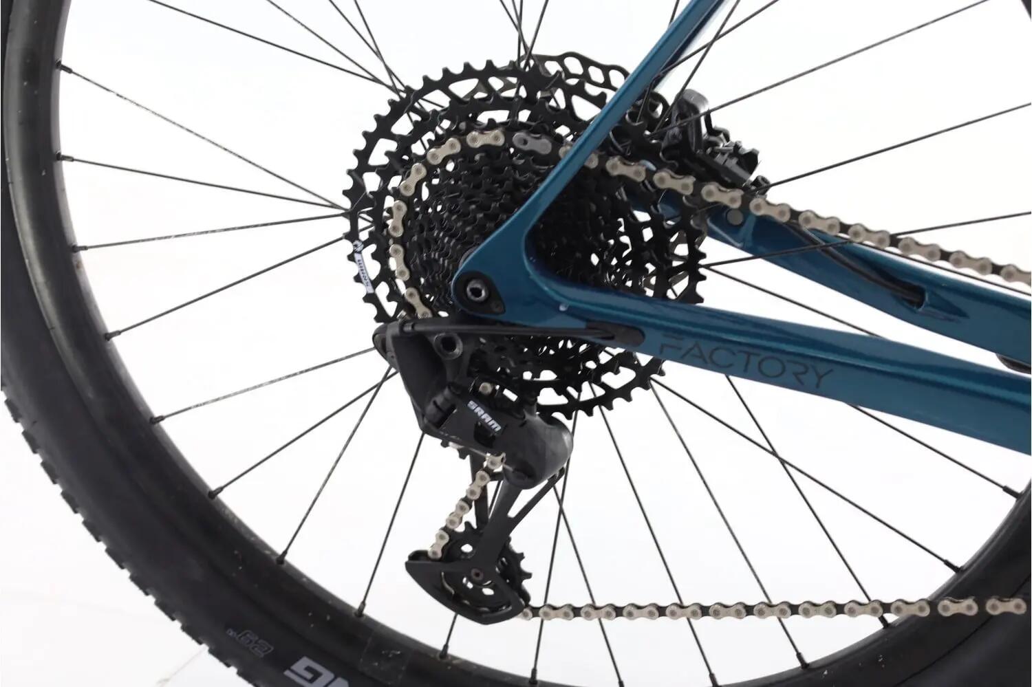 Tweedehands MTB ·  y · Zeer goede toestand 3/8