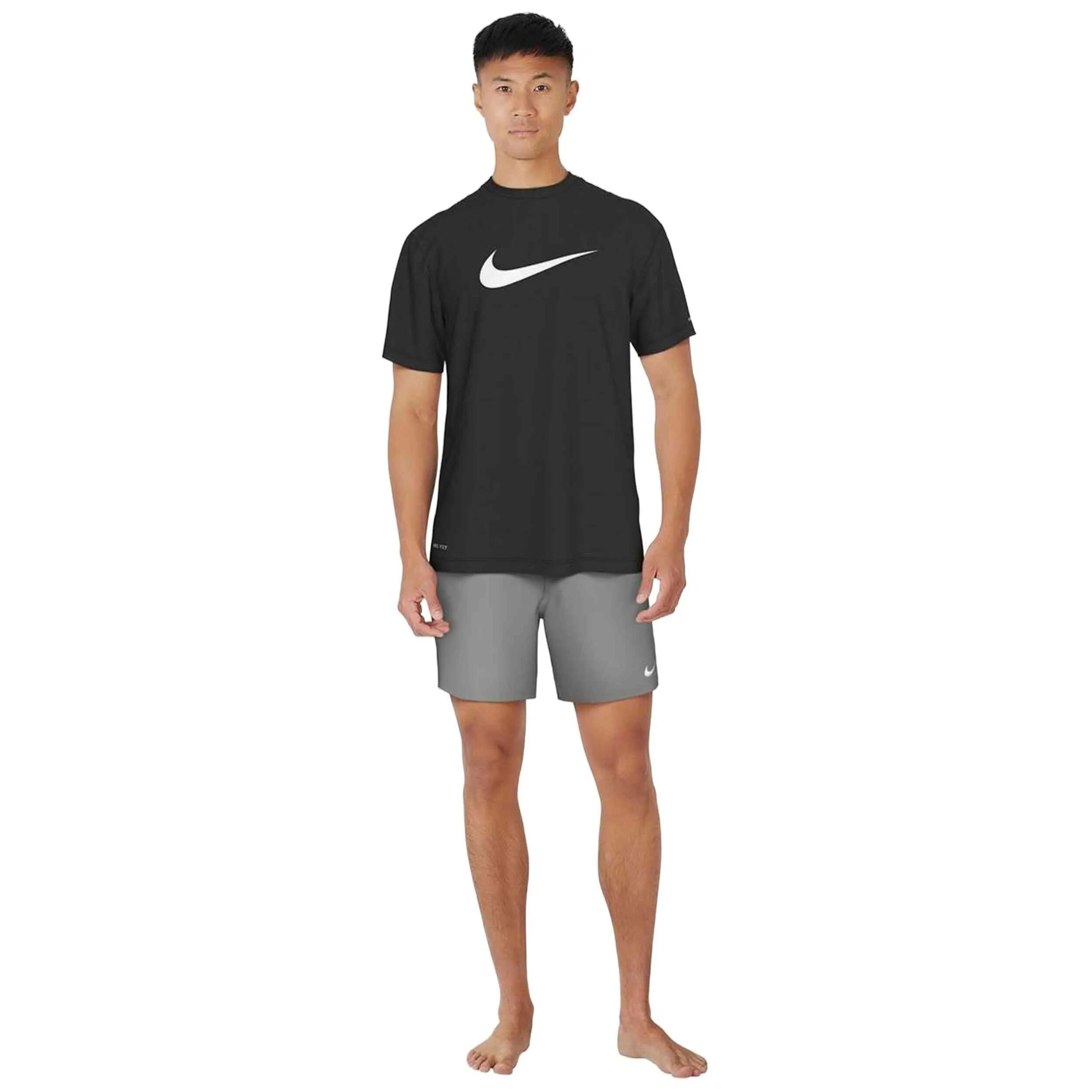 Kurzarmshirt Nike Modell NESSF523-001 für männer 4/5