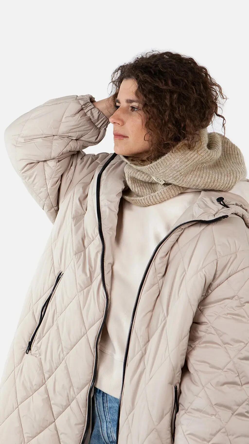 Dámská kukla Karesa Hood 2/4