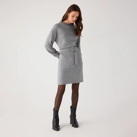 Vestido cálido corto con cinturón ajustable gris