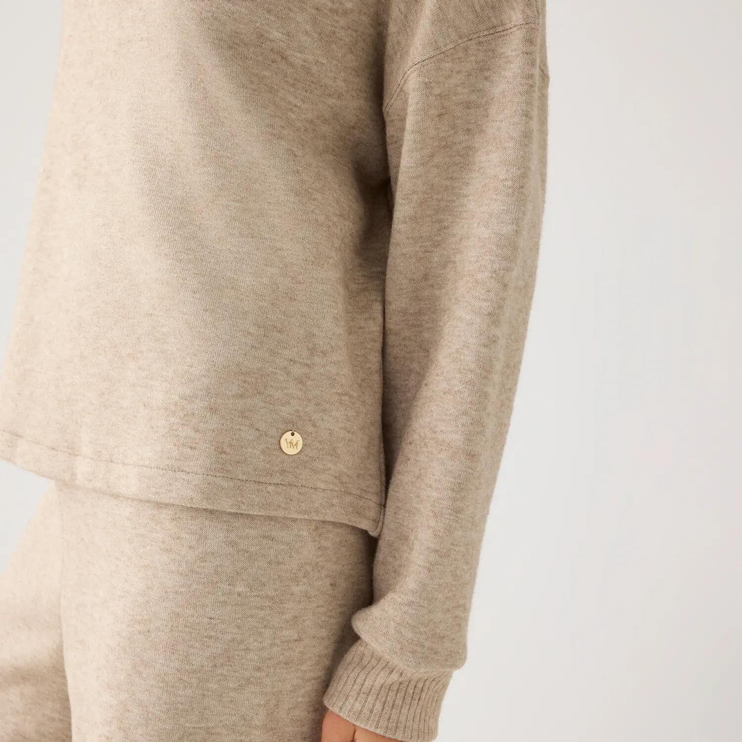 Pull chaud beige à col zippé 7/7