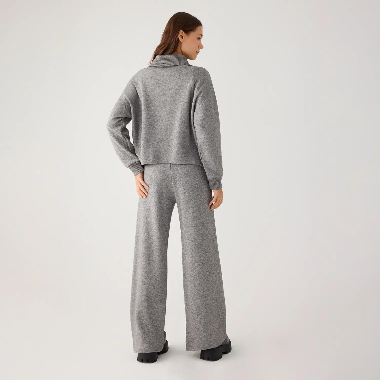 Pull gris chaud à col zippé 3/7