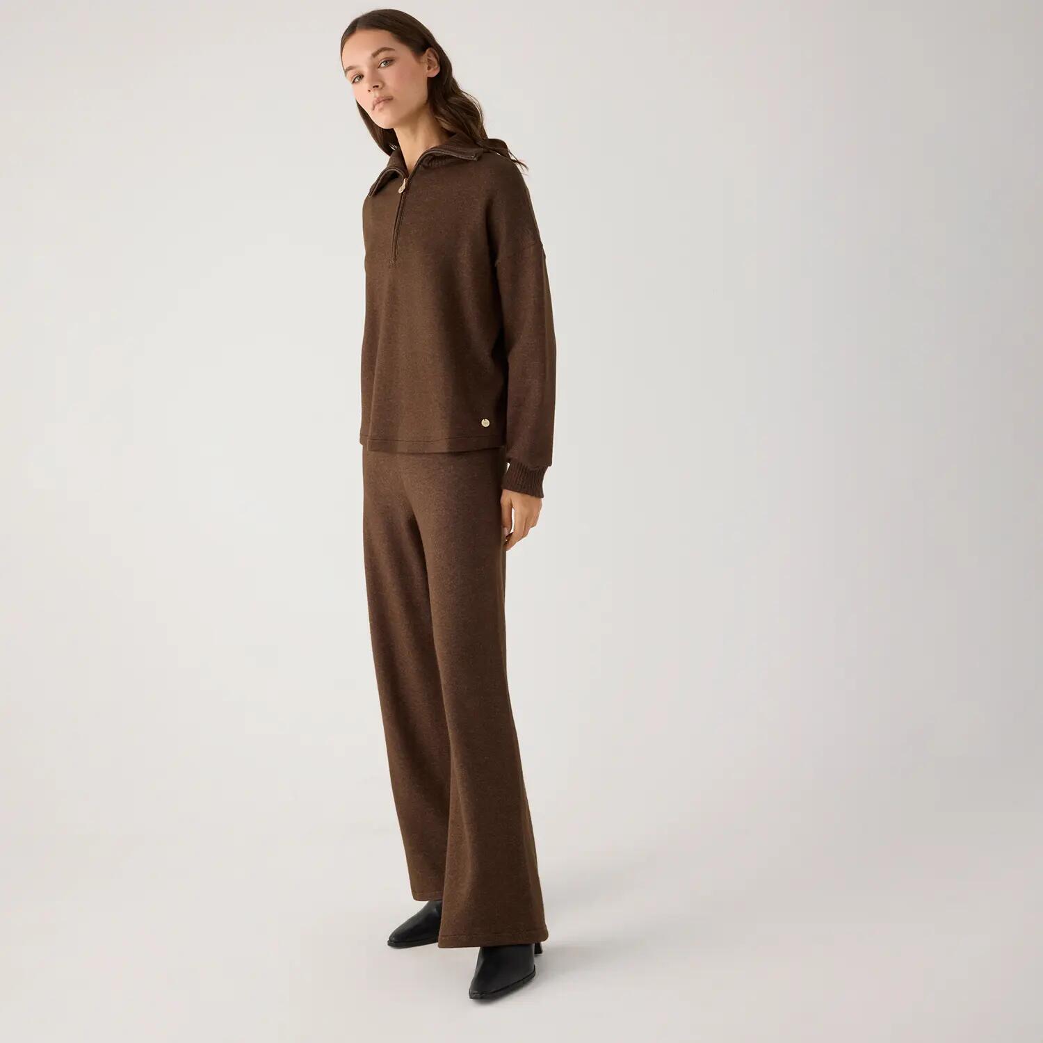 Pull chaud marron à col zippé 4/7