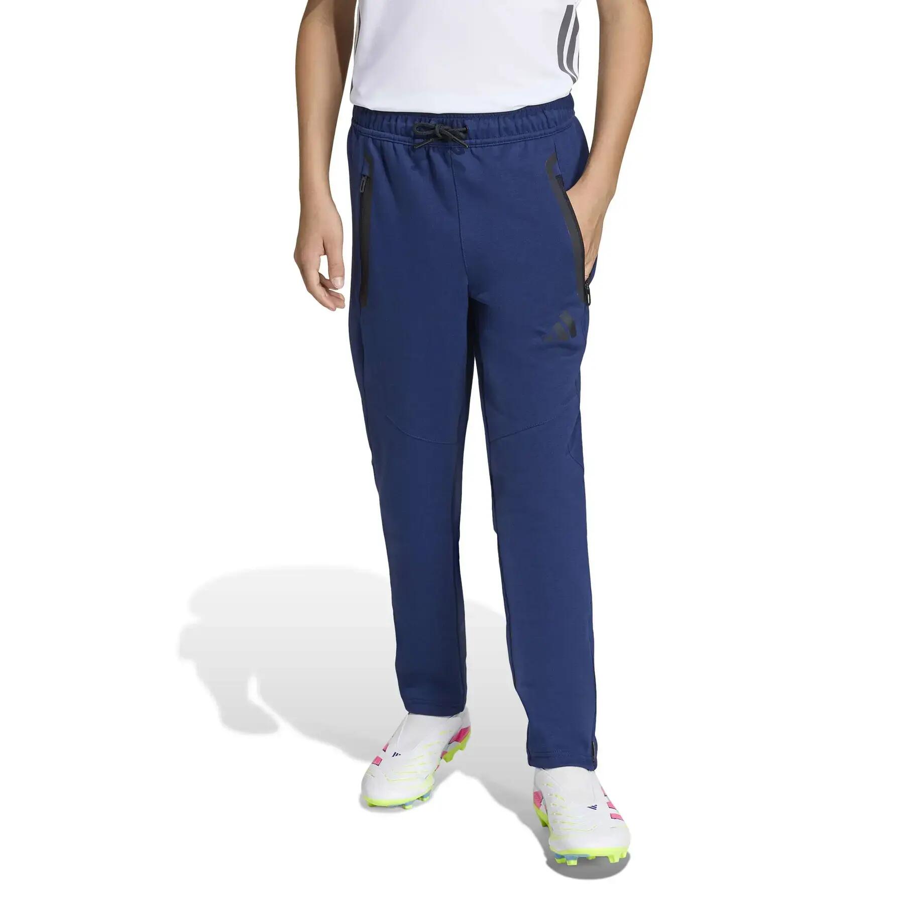 Spodnie dresowe dla dzieci adidas Tiro Travel 2/12