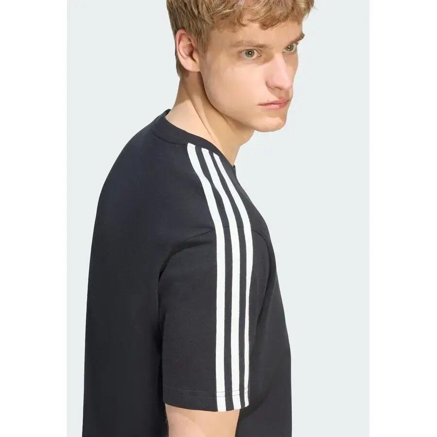 Essentials 3-Stripes Single Jersey T-shirt met Logo Links op de Borst 6/7