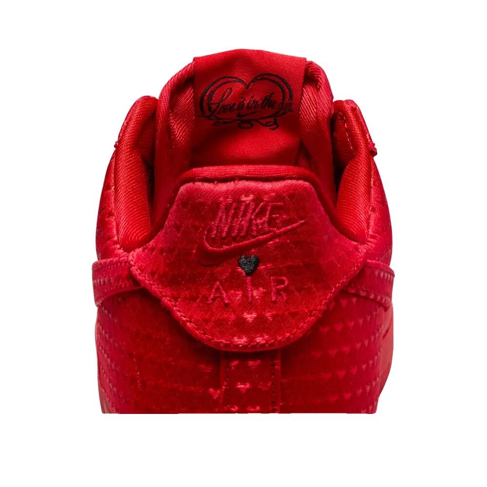 Schoenen  Air Force 1 Low Valentine's Day Red (2026) 10/10