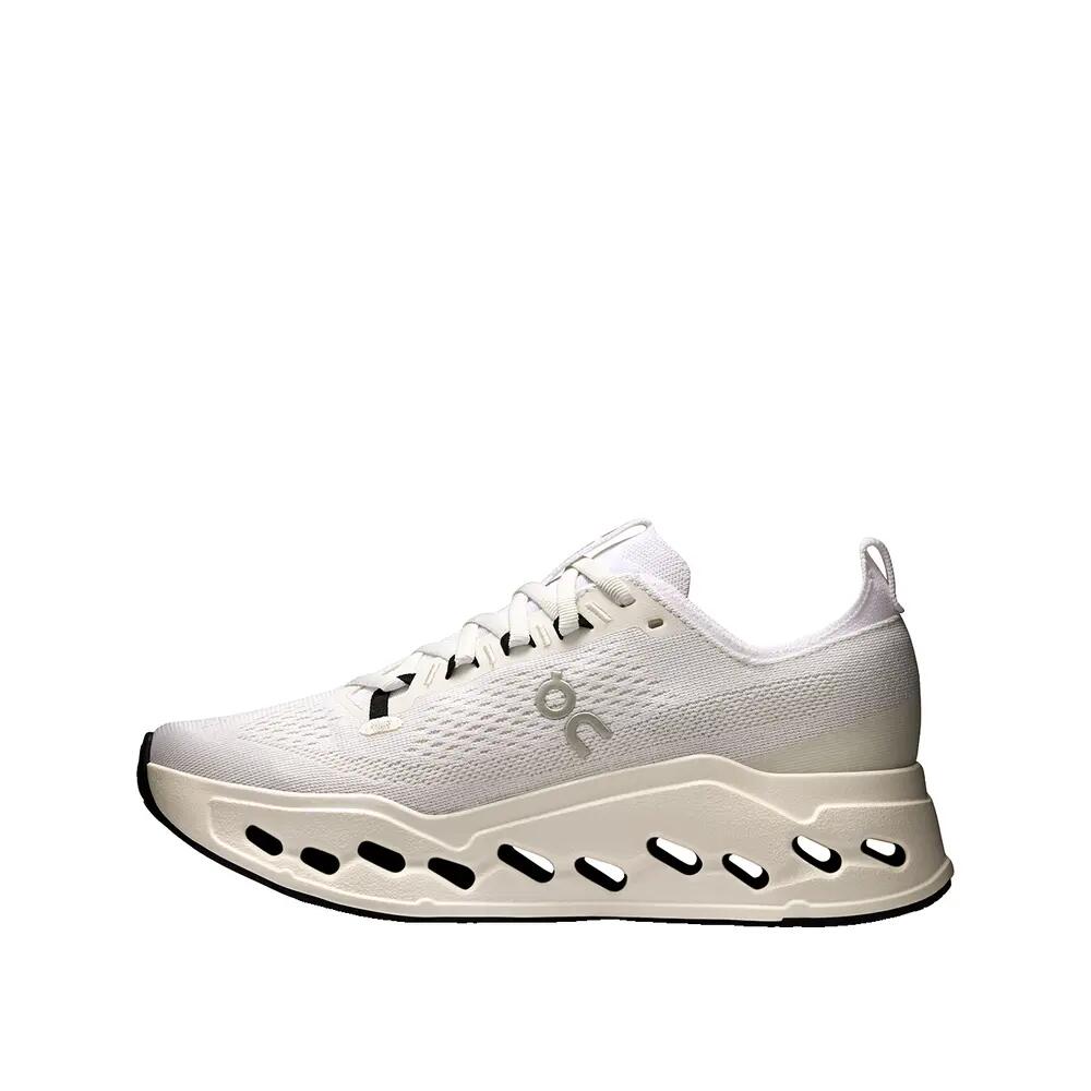 On Women's Cloudsurfer Max 2/6