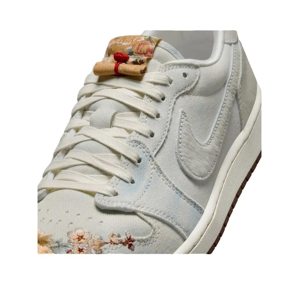 Chaussures  1 Retro Low OG Football Grey Sail Light Chocolate 5/9