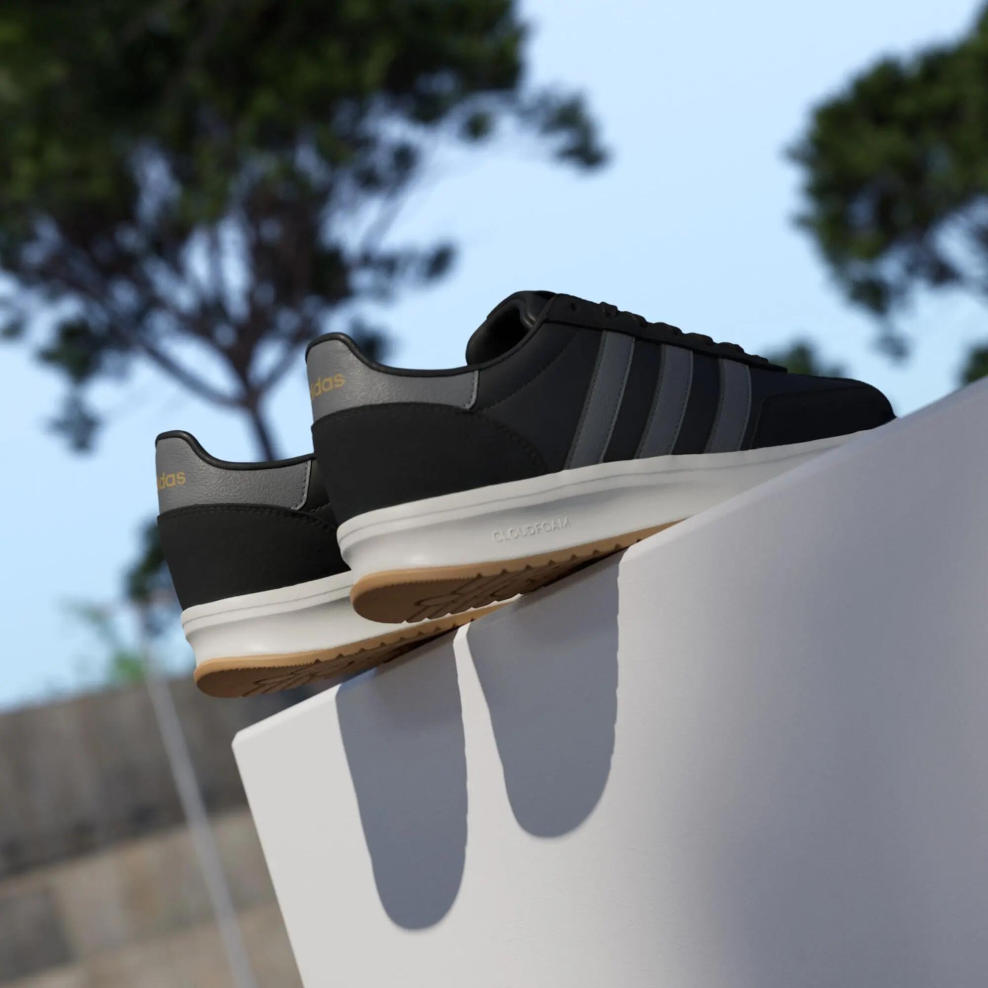 adidas Run 70s Lifestyle Carbon Core Black Cloud White — photo 6