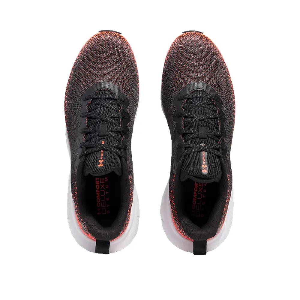 Under Armour Infinite zapatillas hombre negro. 4/5