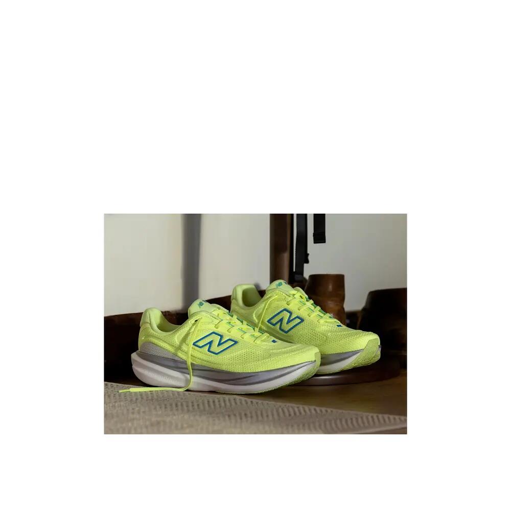 Chaussures de course New Balance 1080v15 Verte 6/7
