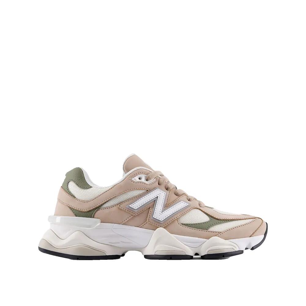 NEW BALANCE picture