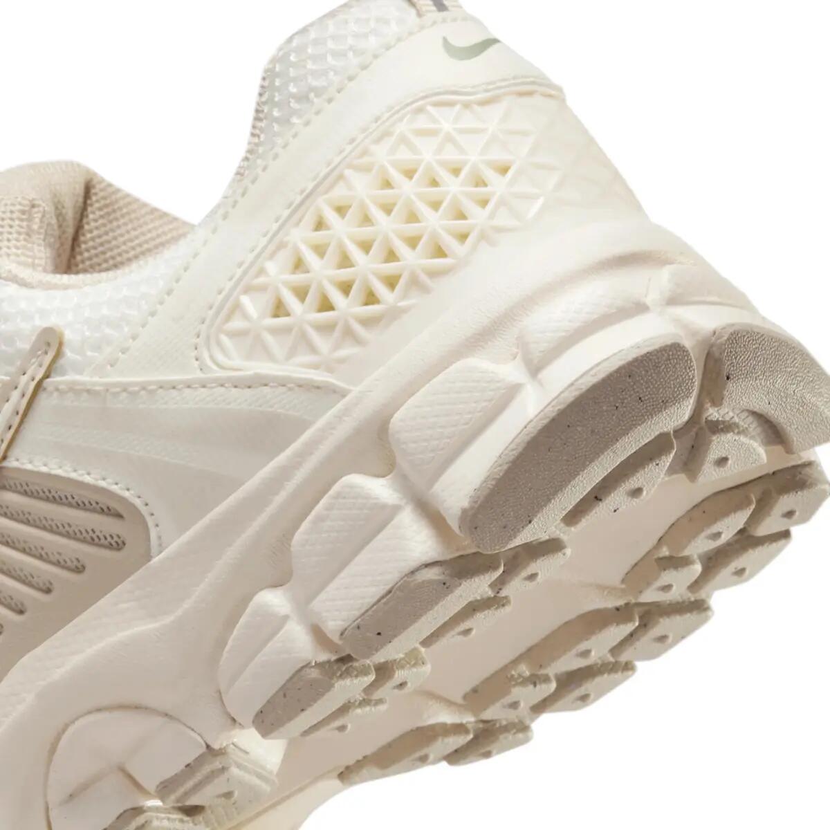 Shoes  Zoom Vomero 5 Pale Ivory 6/6