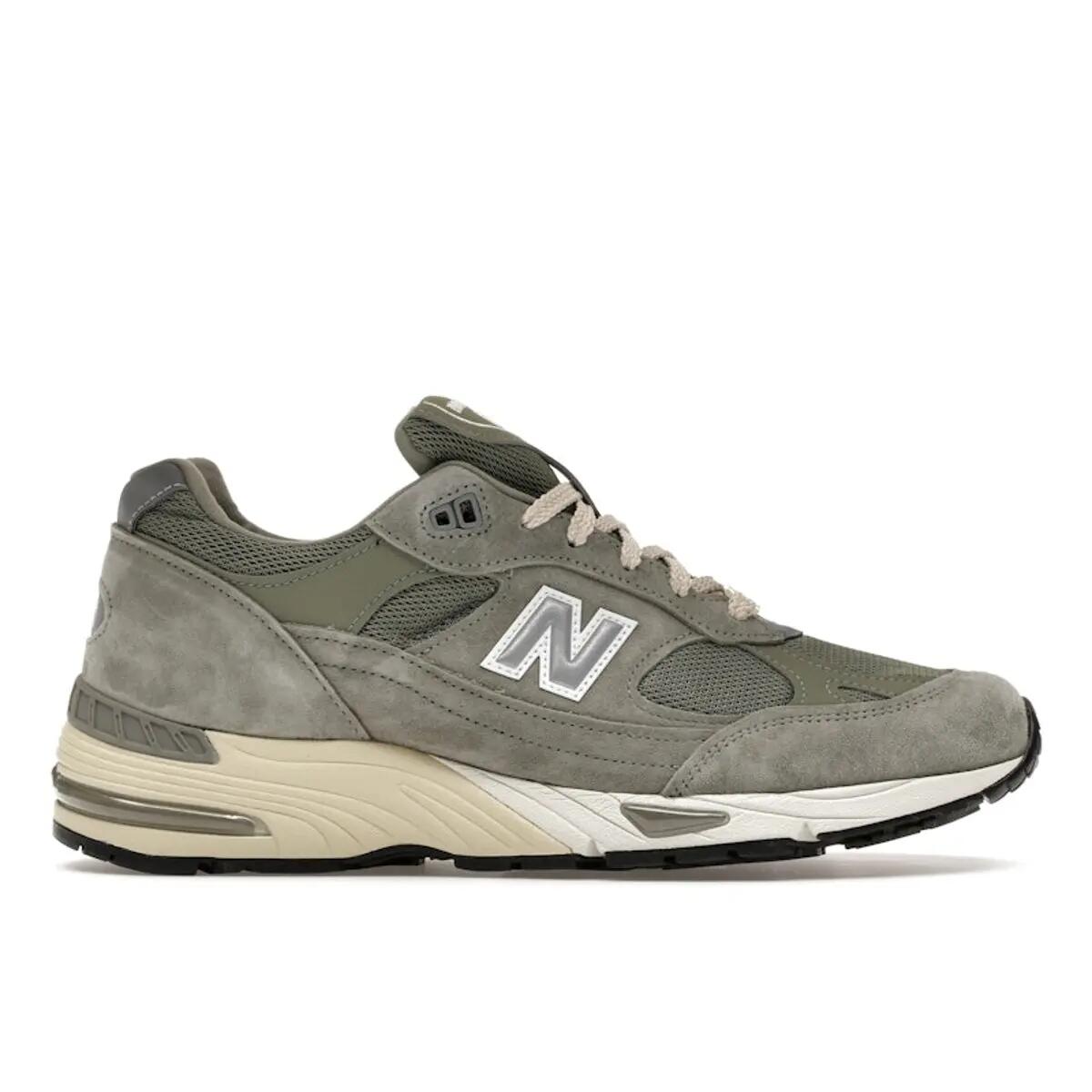 NEW BALANCE picture