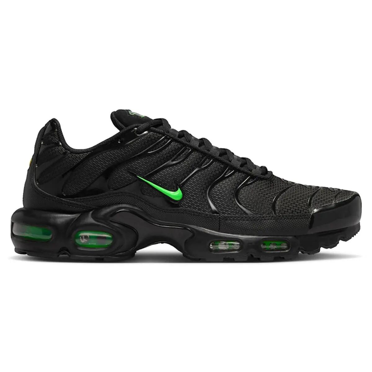 NIKE picture