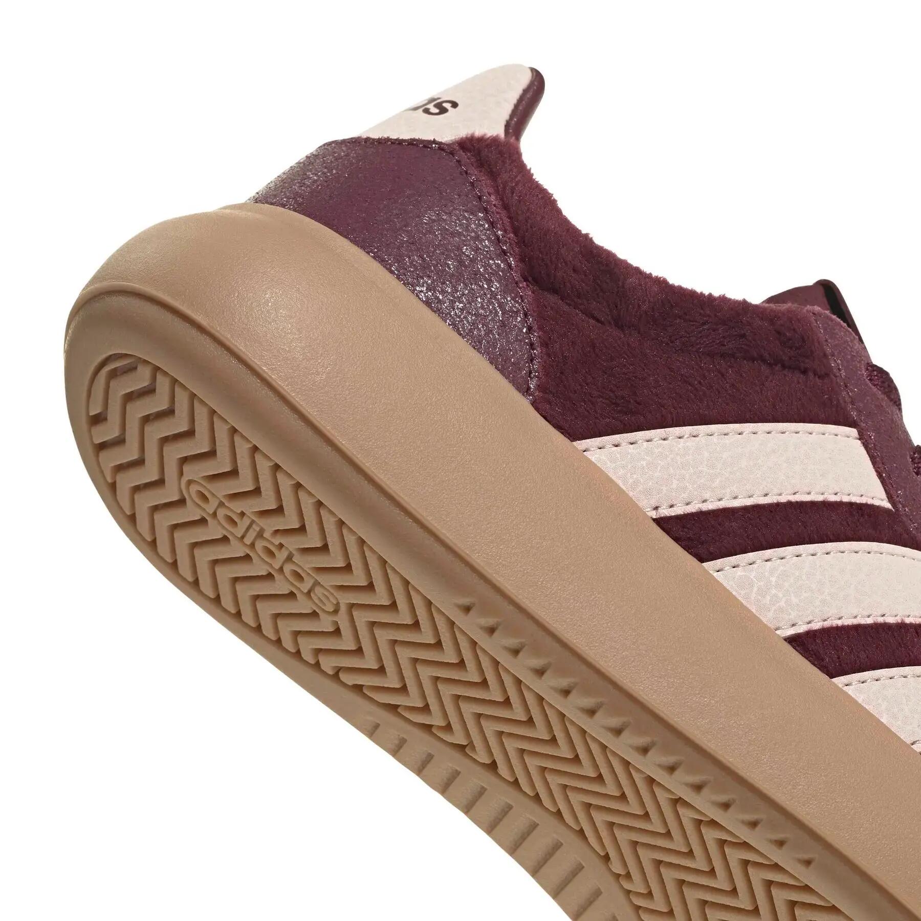 Nowoczesne trampki adidas Barreda Decode 7/7