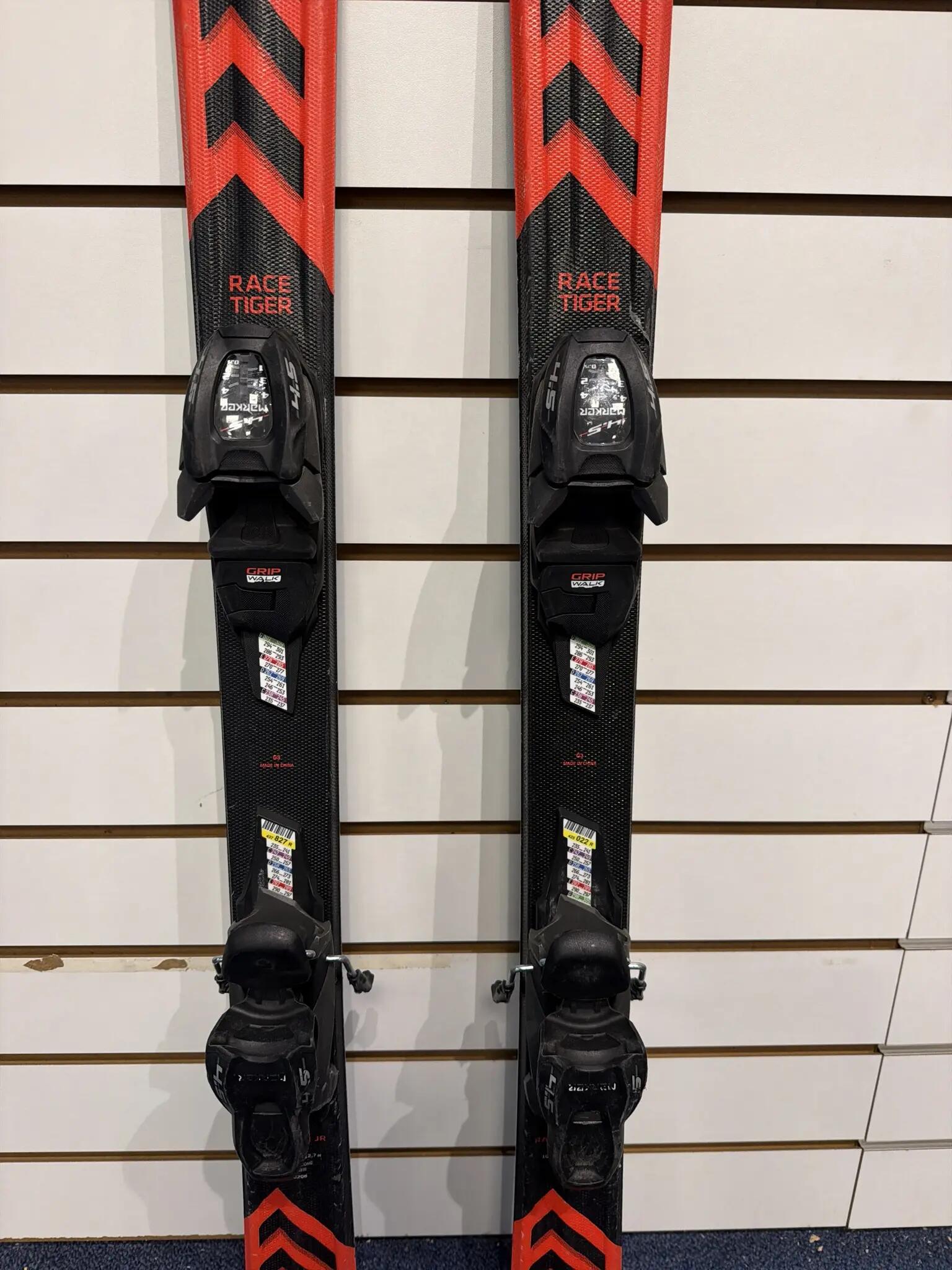 Tweedehands - Ski's Völkl Racetiger JR Race Tiger + Marker FDT 10 GW-110 2/6