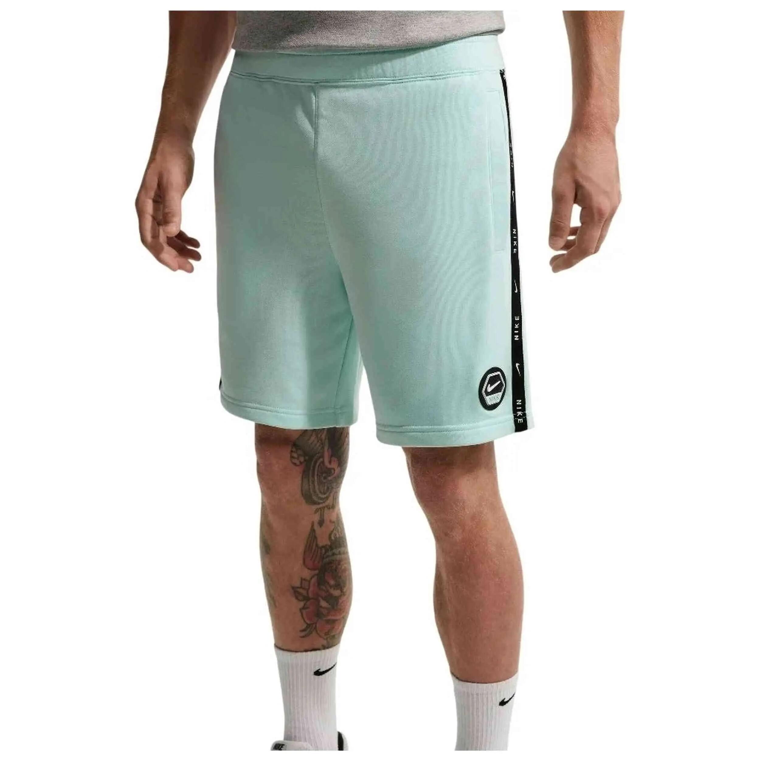 NIKE picture