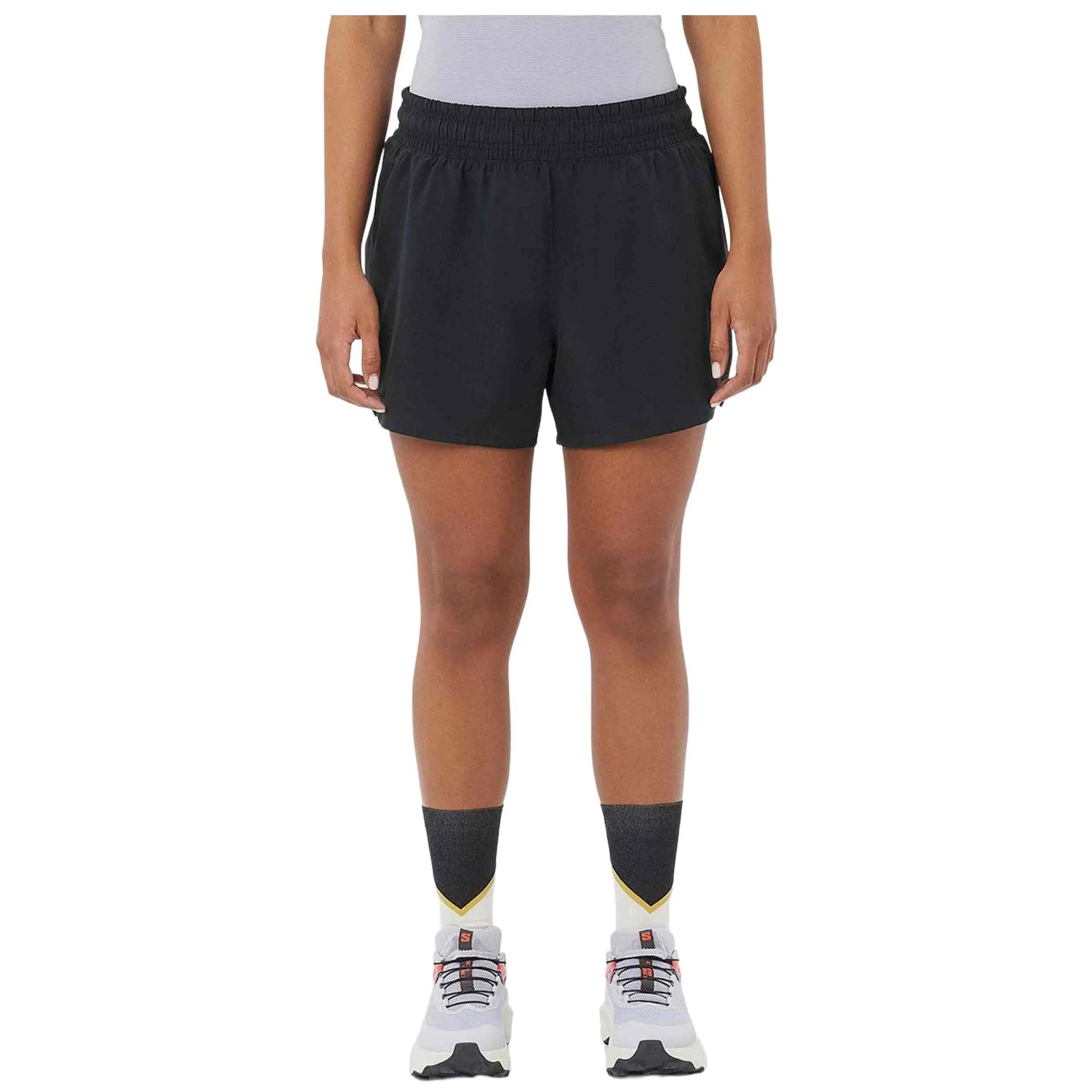 Pantaloncini Salomon modello Shkout Easy Shorts 4 per donne 2/5