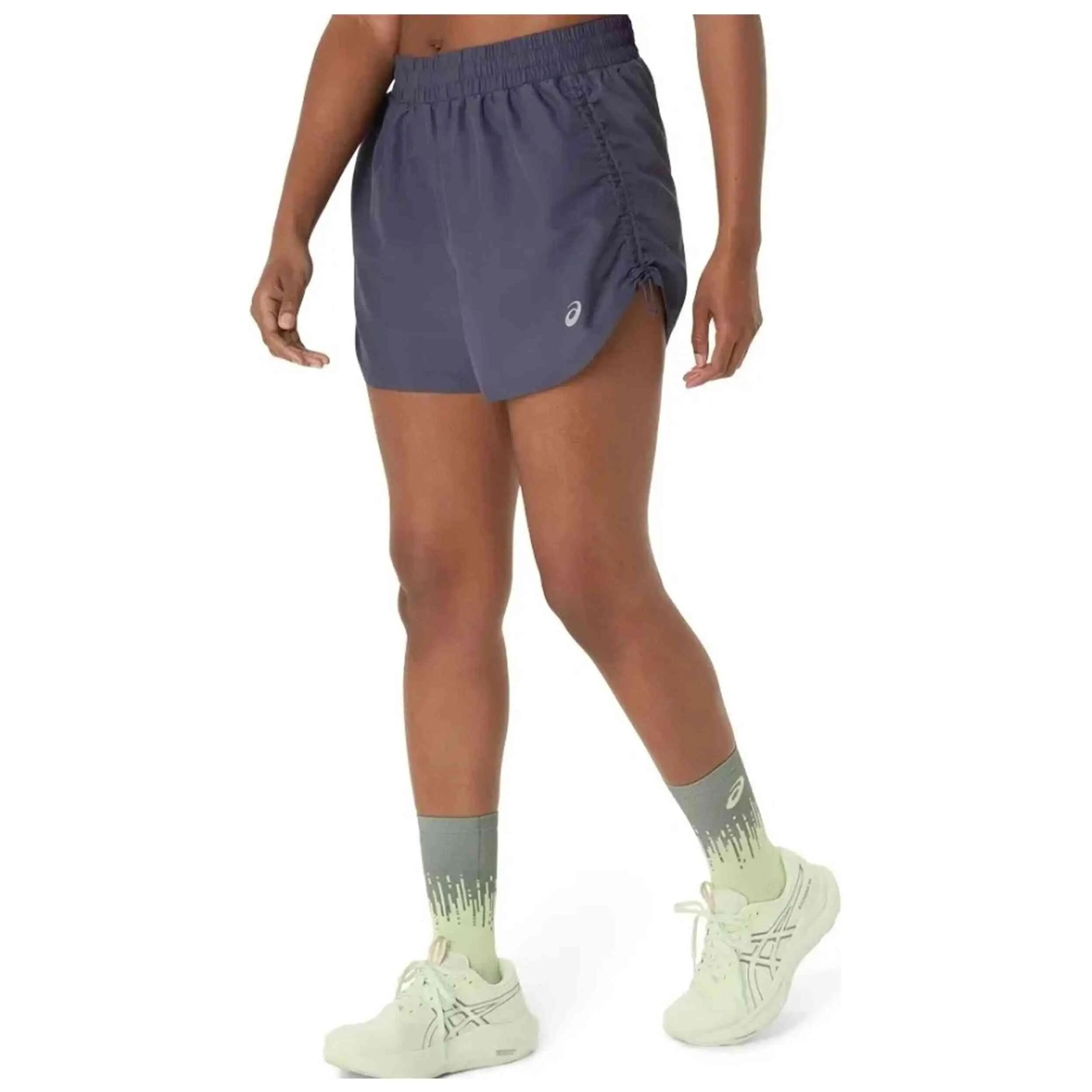 Pantaloncini Asics modello 2012D141-500 per donne 3/4