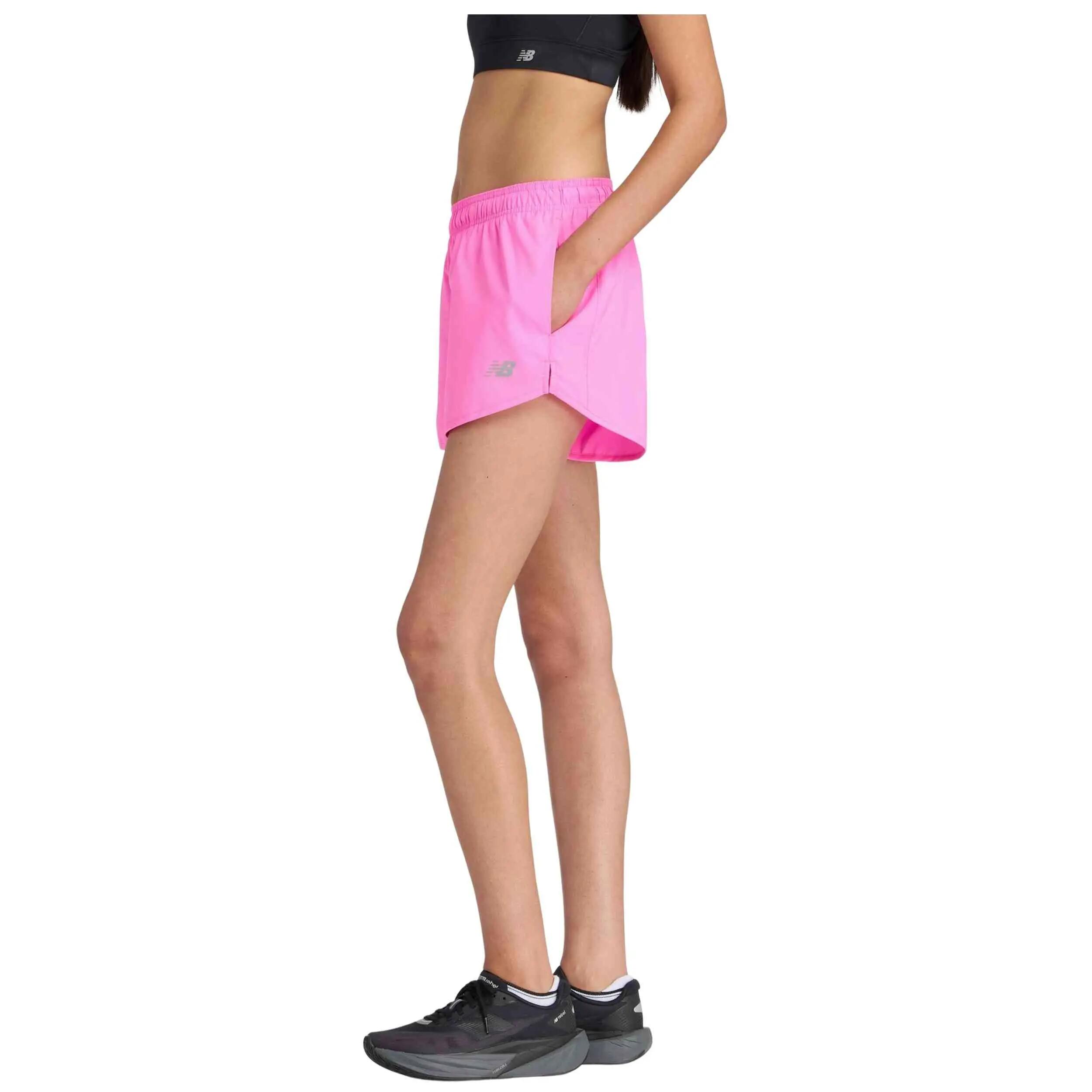 Pantaloncini New Balance modello WS41226_AAB per donne 2/5