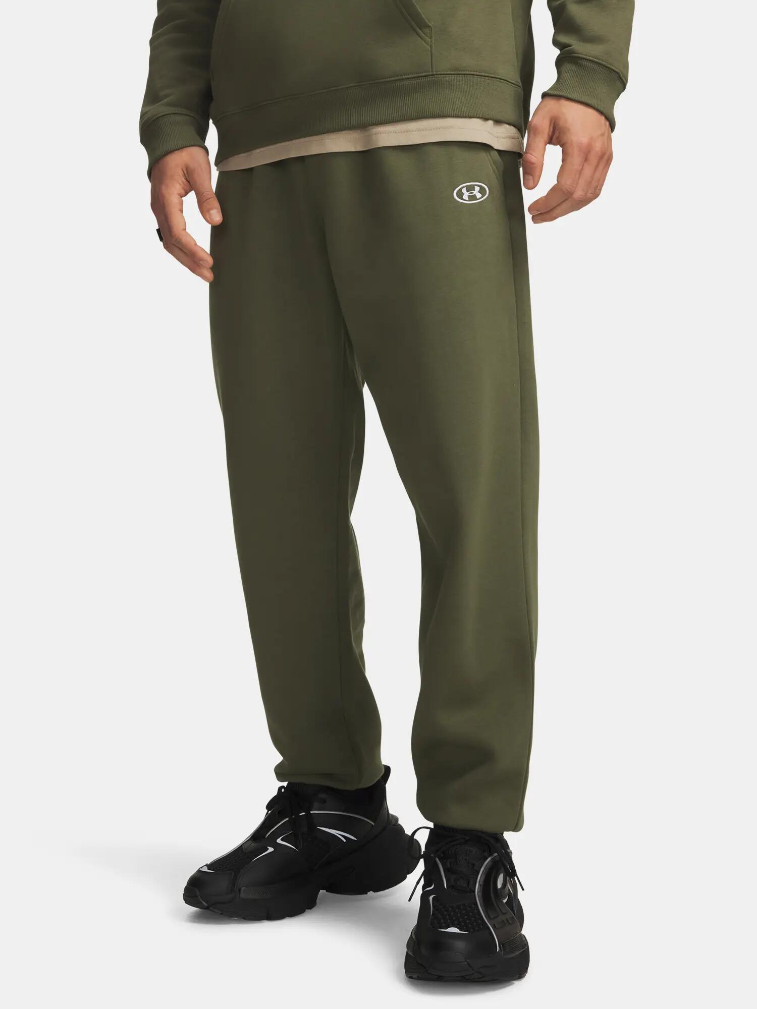 UNDER ARMOUR picture