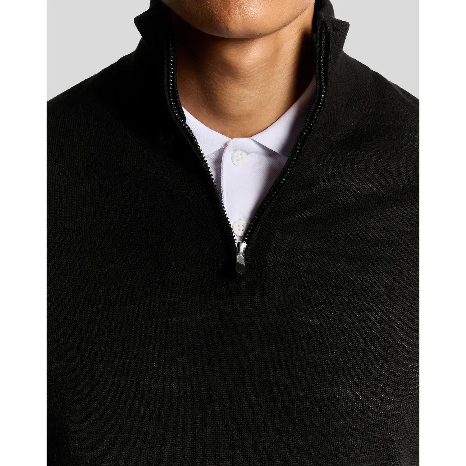 Pullover 1/4 zippowany z haftu wełny merino Lyle & Scott 5/6