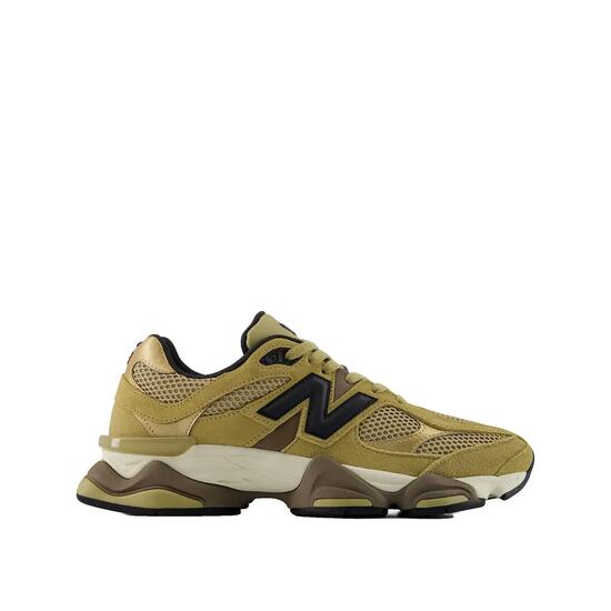 Zapatos New Balance 9060 Oro