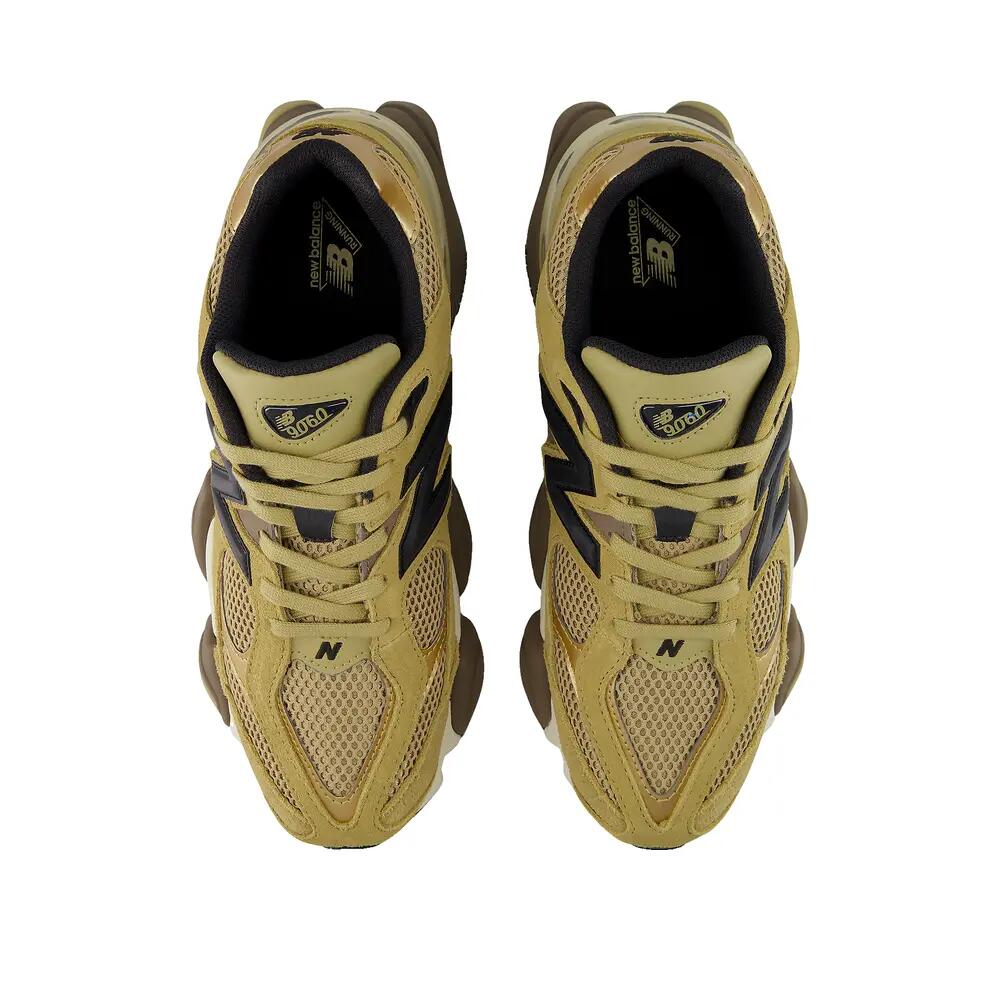 Chaussures New Balance 9060 Or 2/6