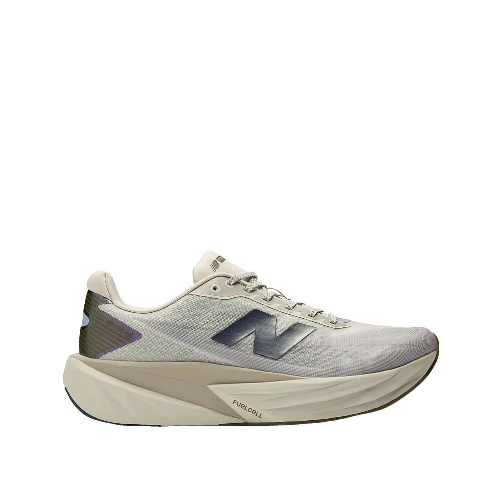 NEW BALANCE picture
