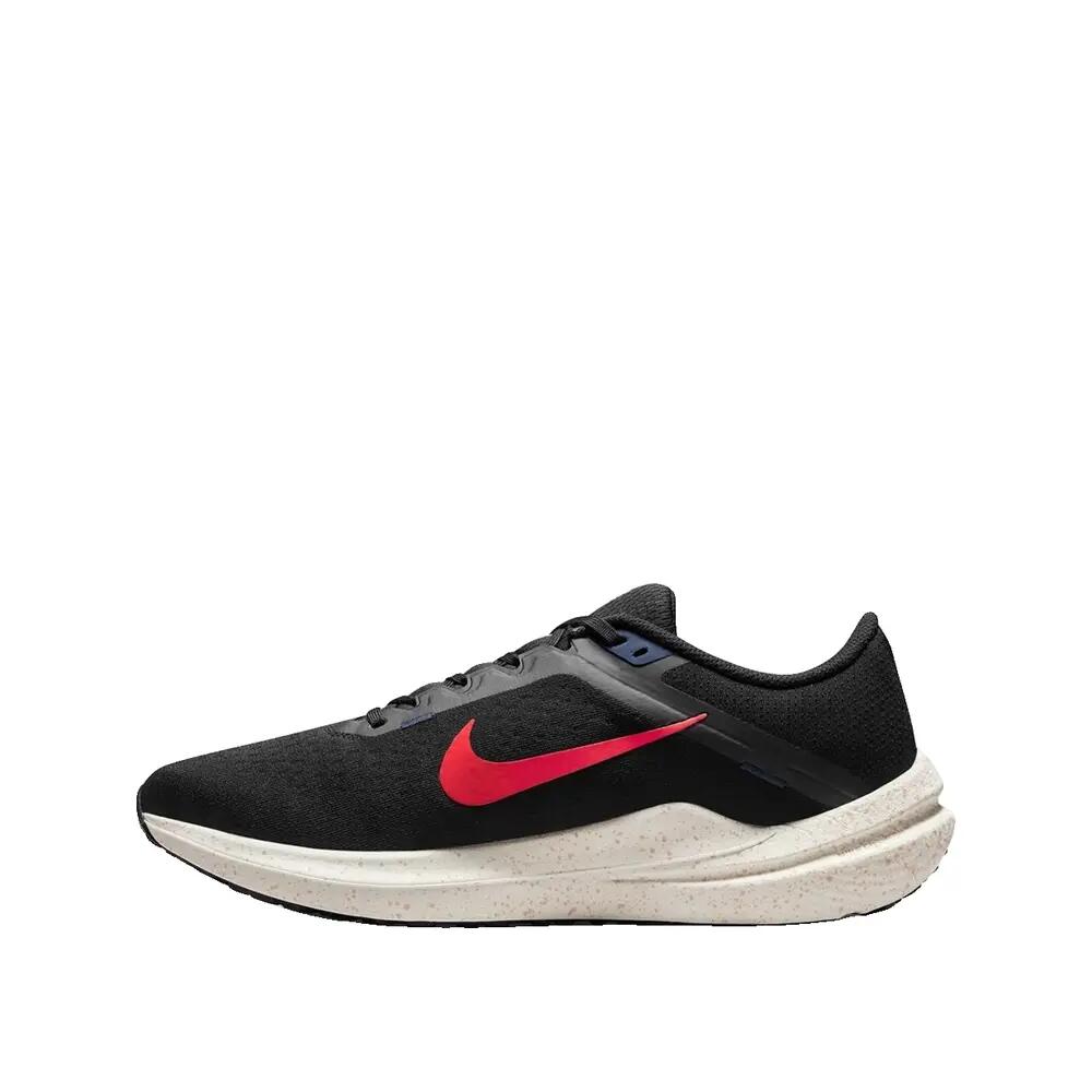 Buty do biegania Nike Air Winflo 10 Czarny/Czerwony 3/8