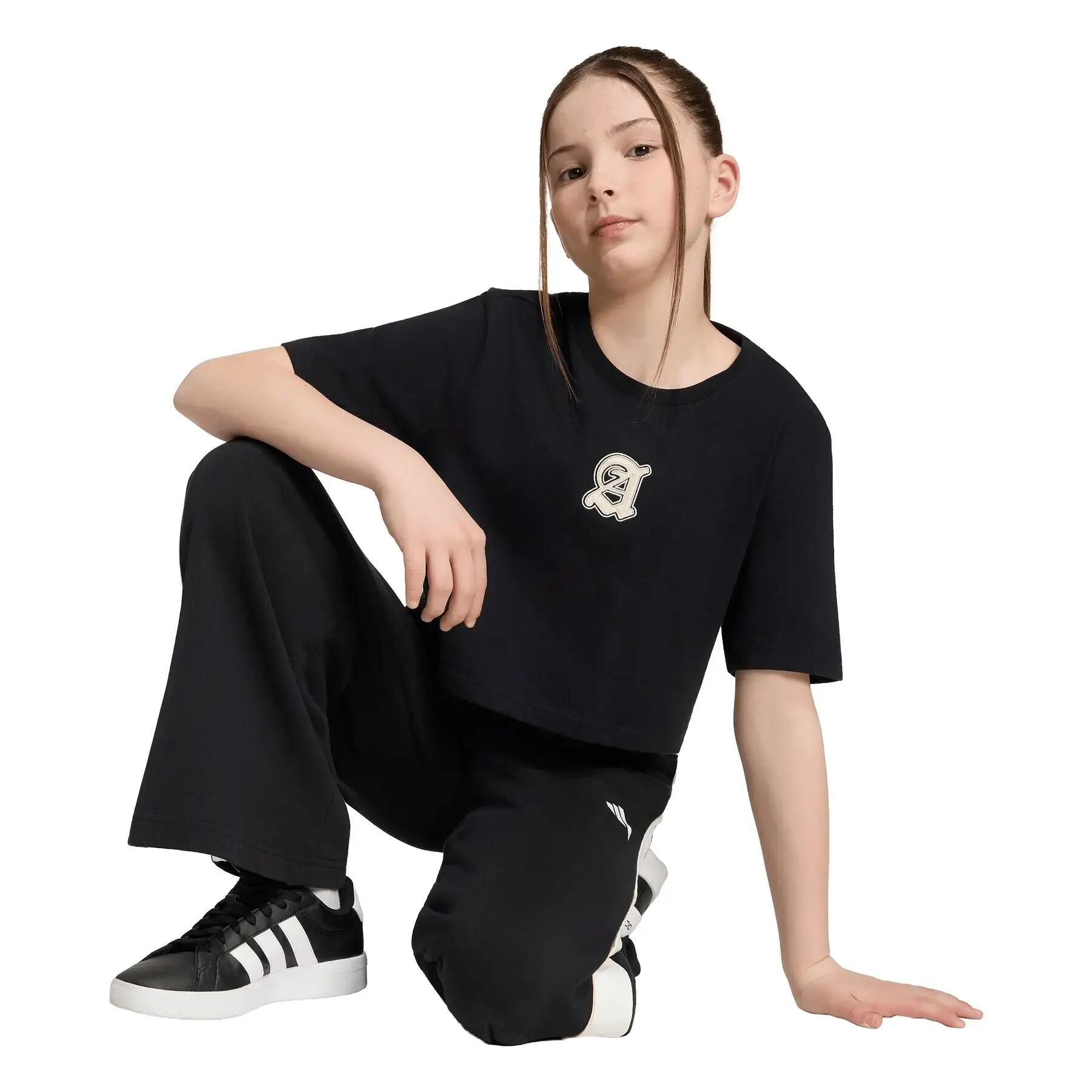 T-shirt bambina adidas Stadium Graphic 3/6