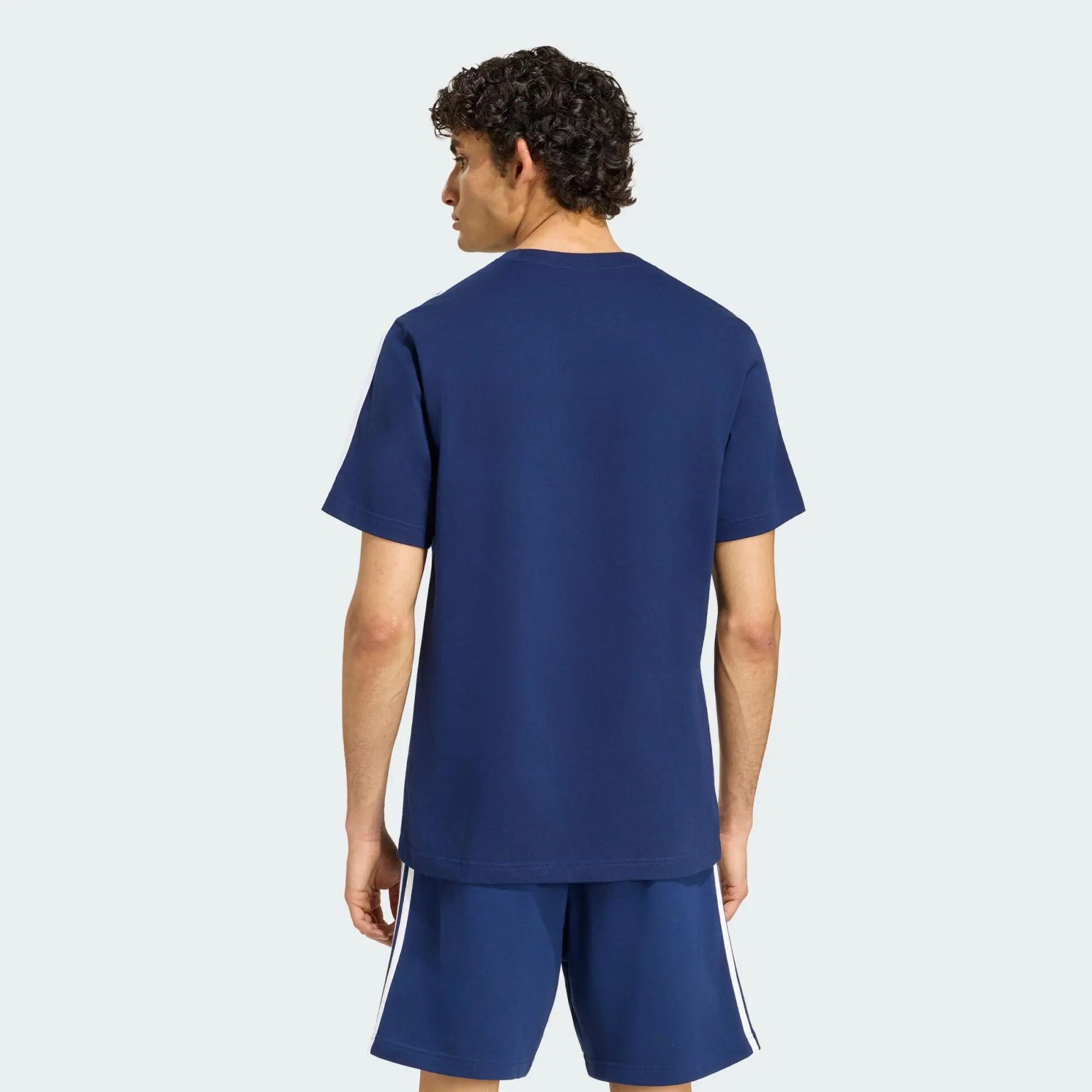 Essentials 3-Stripes Single Jersey T-shirt met Logo Links op de Borst 3/6