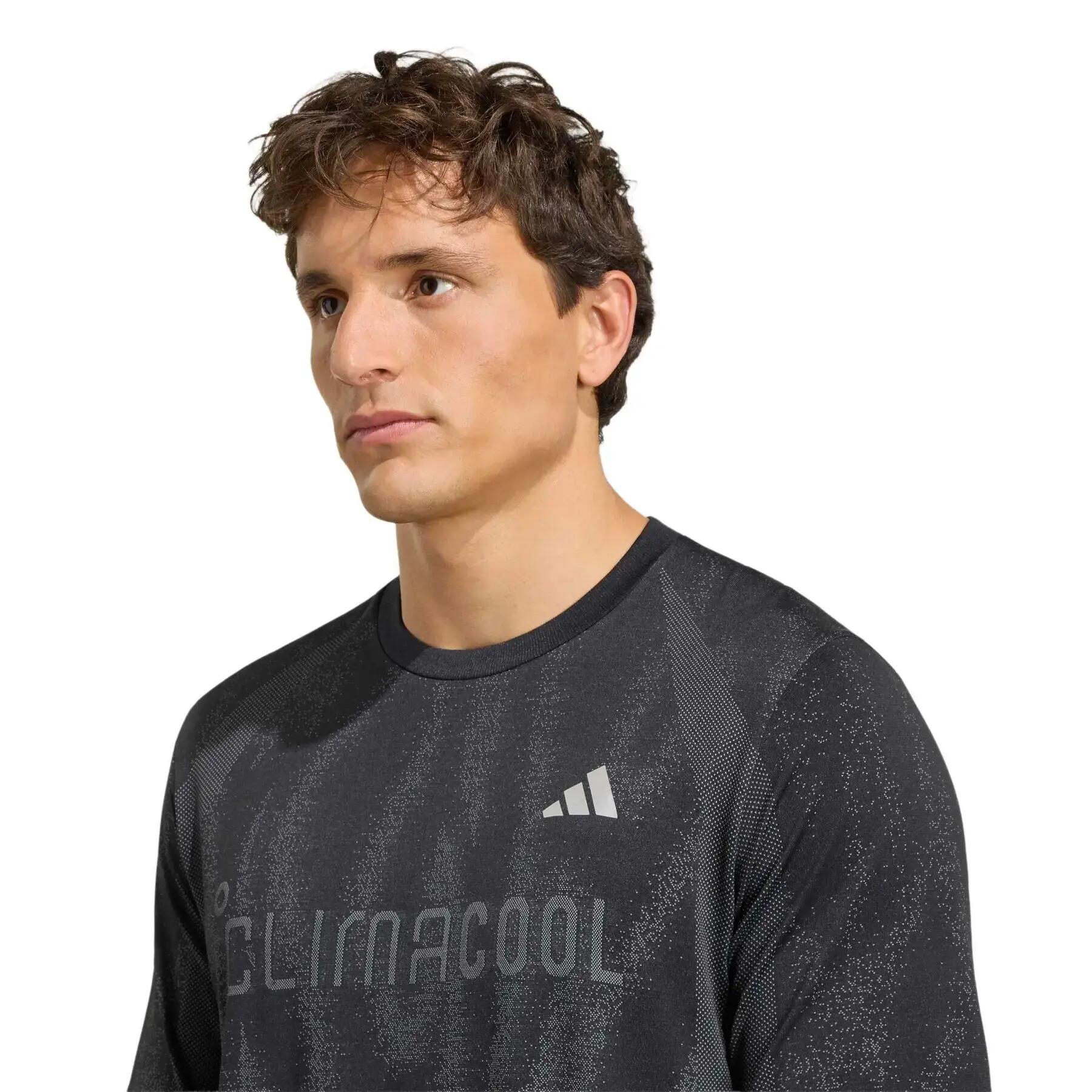 T-shirt adidas Tech Apparel 6/7