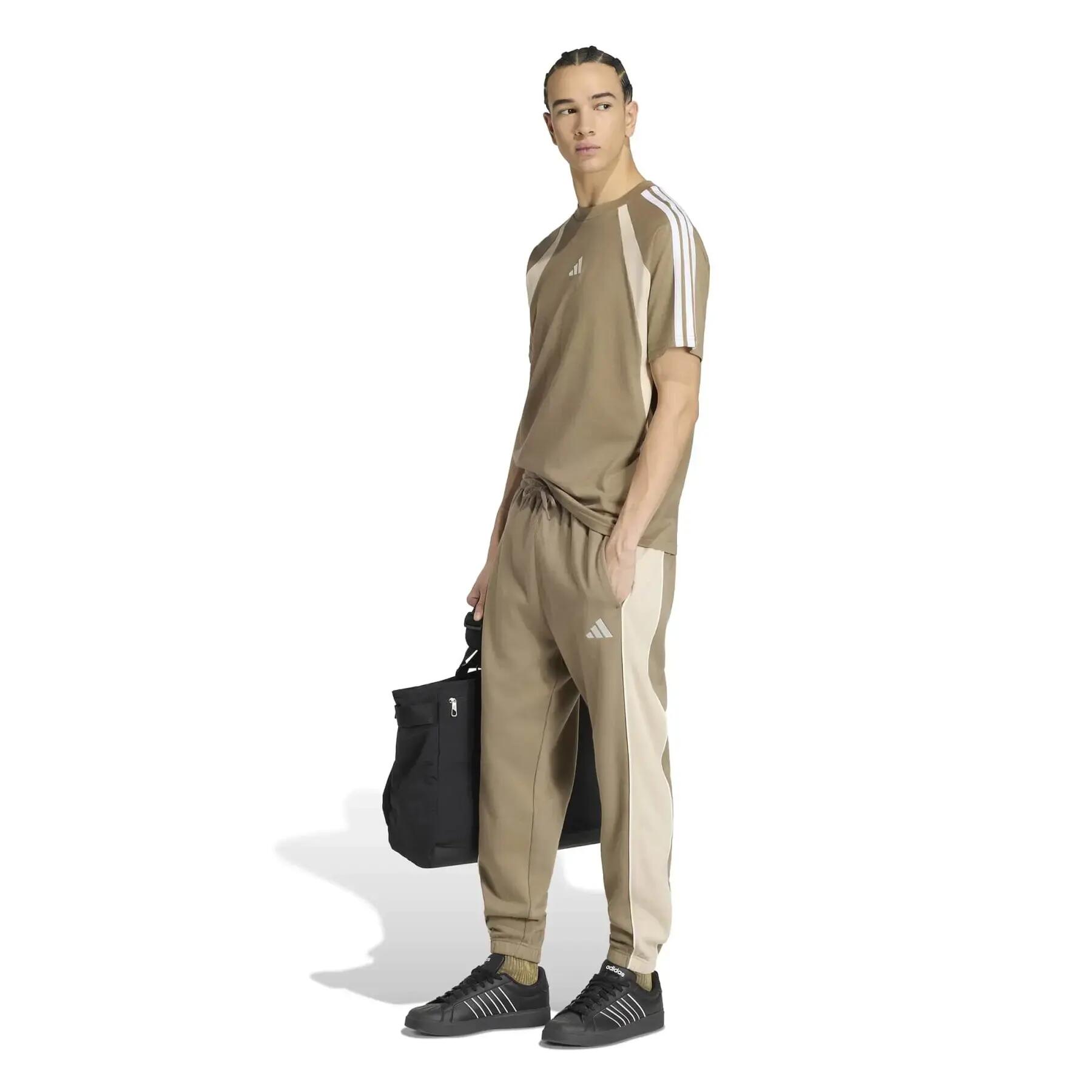 T-shirt adidas Seasonal Essentials Colorblock 3/6