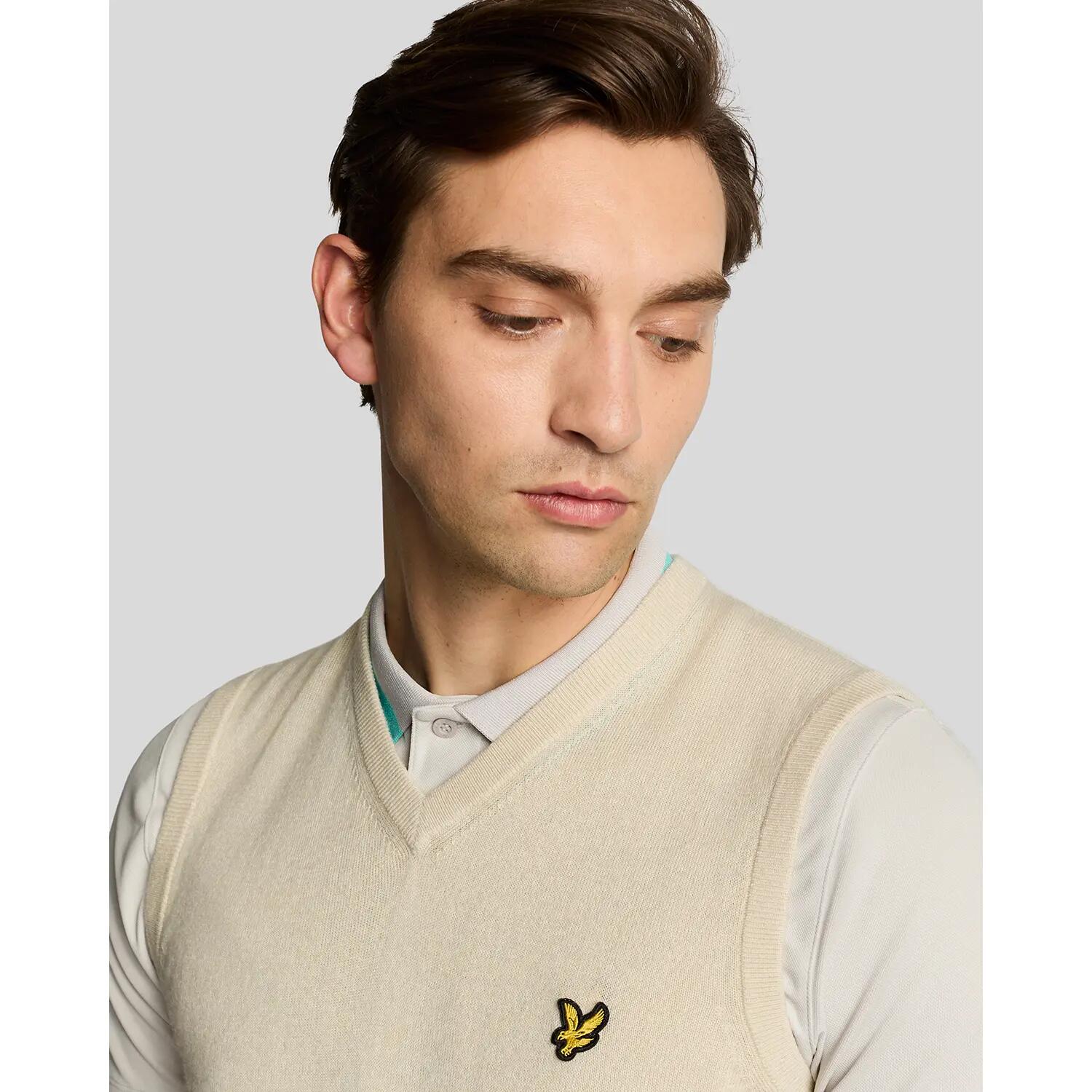 Mouwloze gebreide V-hals merinowol trui Lyle & Scott 5/5