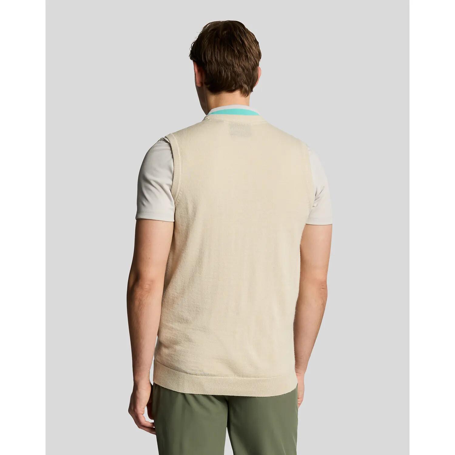 Mouwloze gebreide V-hals merinowol trui Lyle & Scott 4/5