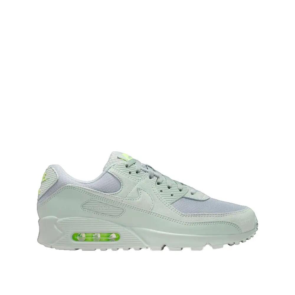 NIKE picture