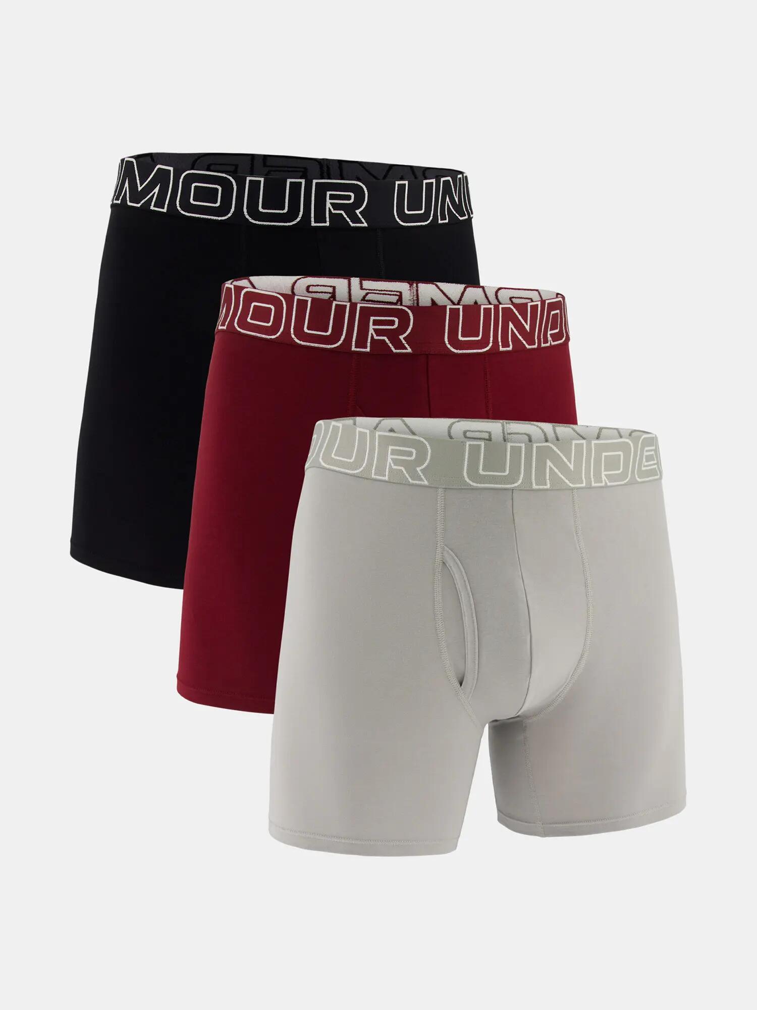 UNDER ARMOUR picture
