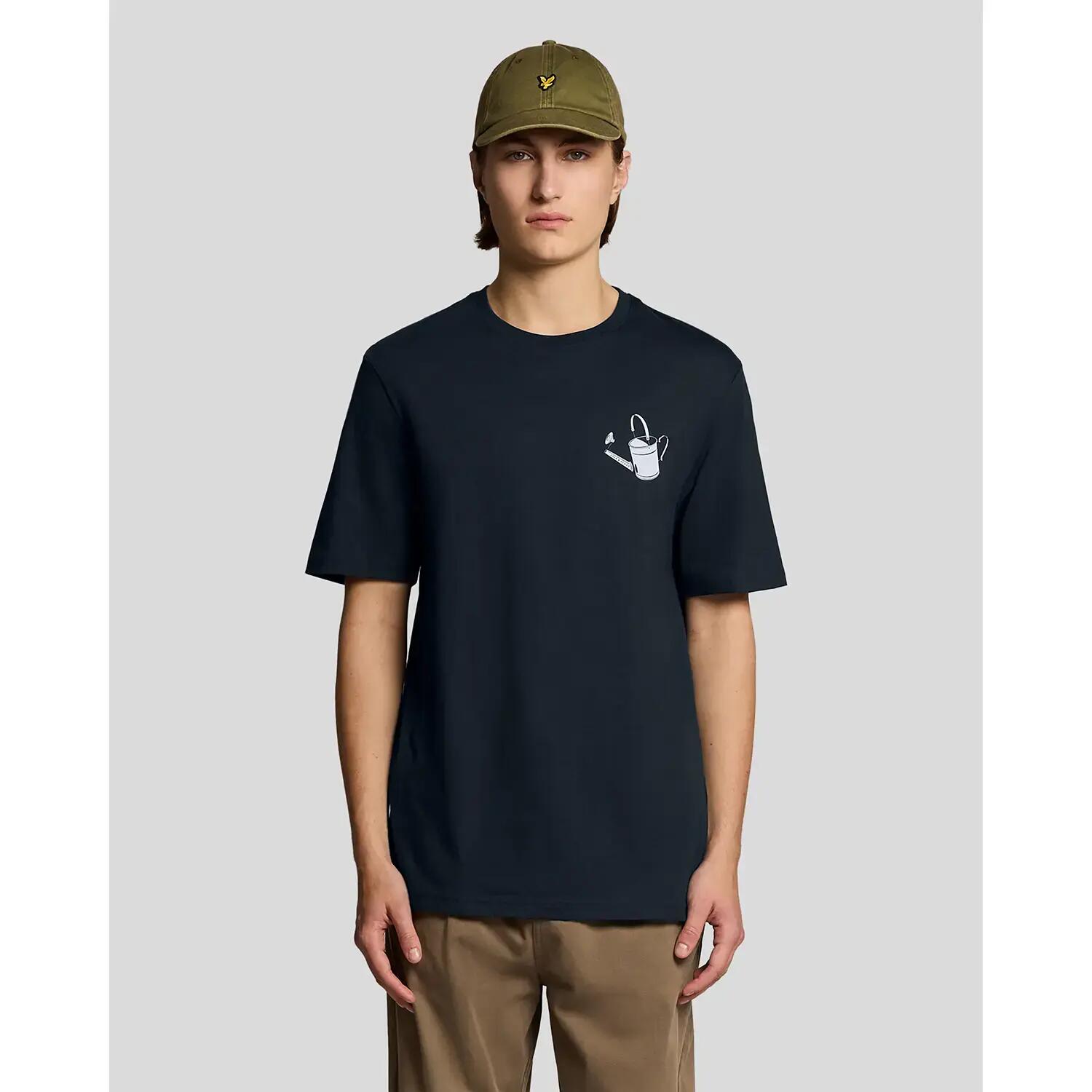 Koszulka Lyle & Scott Watering Can Graphic 2/7