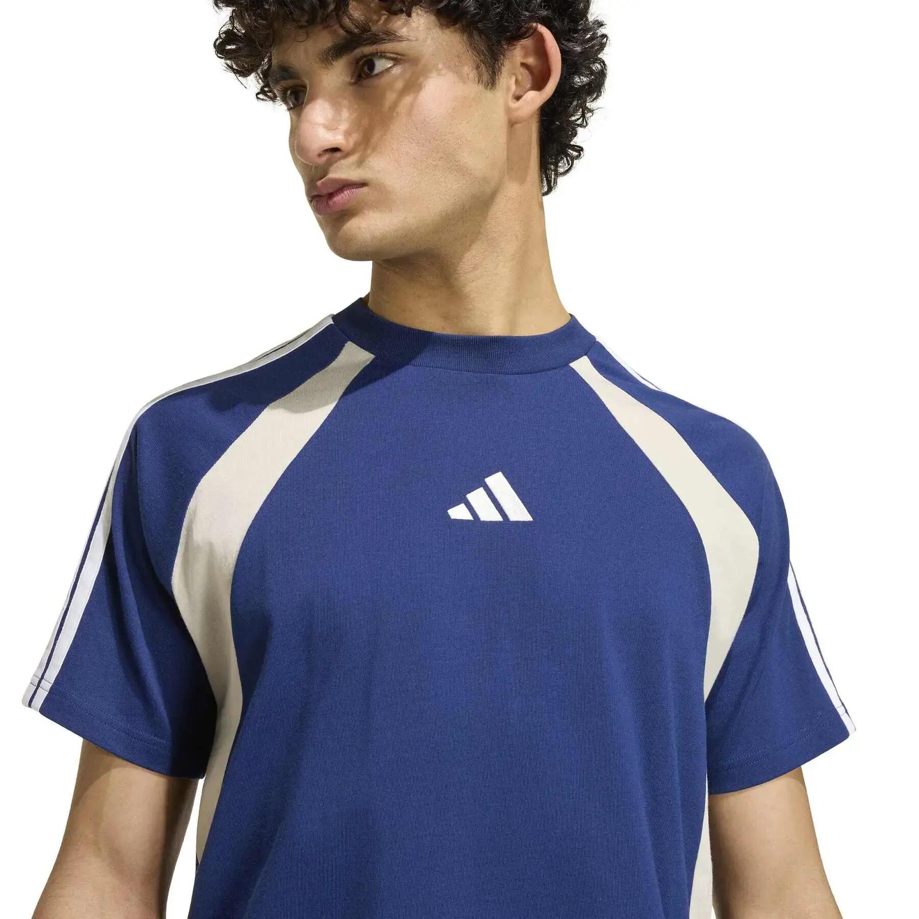 T-shirt adidas Seasonal Essentials Colorblock 5/6