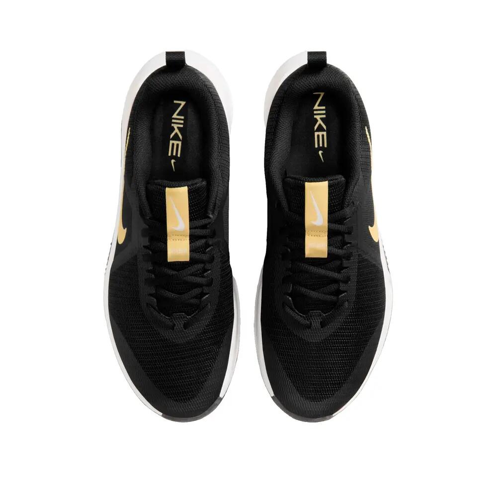 Zapatillas de cross training Nike MC 3 Negro/Oro Topacio 2/6