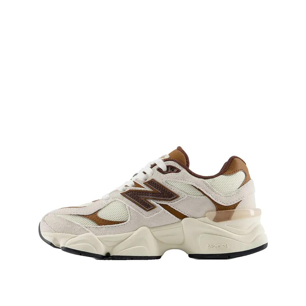 New Balance 9060 Beige 3/5