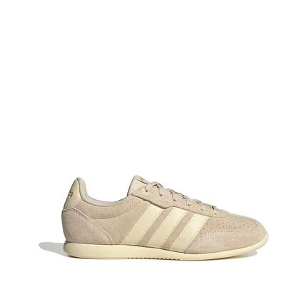 Chaussures adidas Barreda Lo Beige