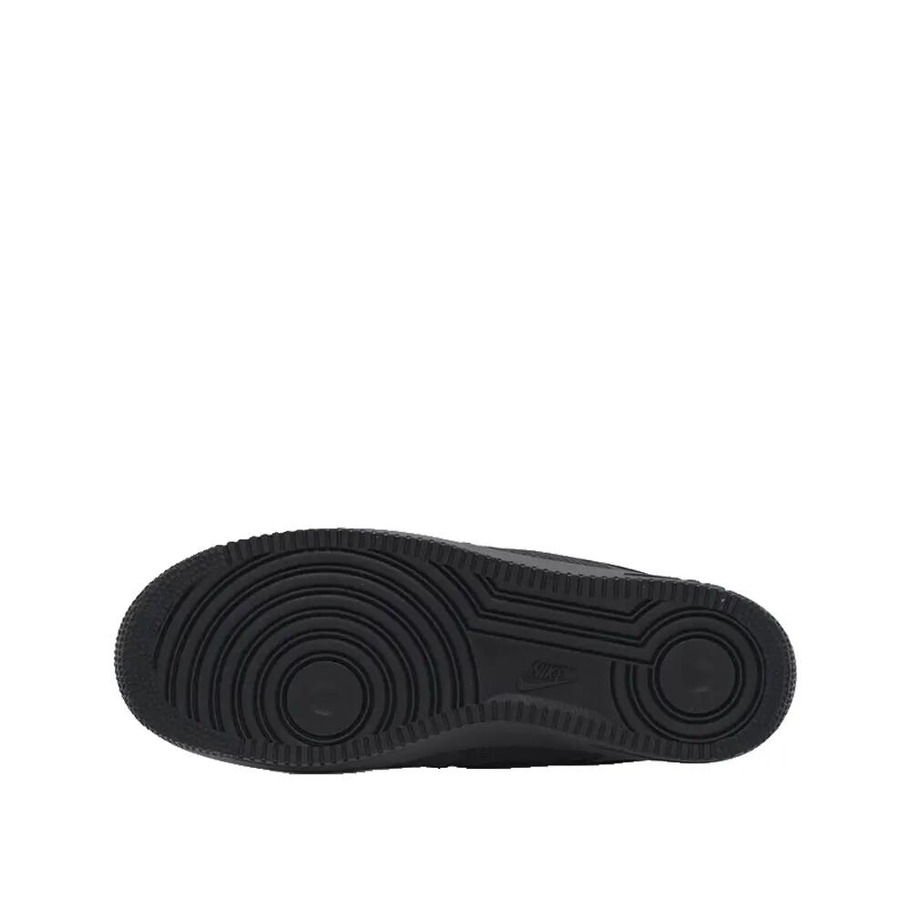 Nike Air Force 1 Low Schuhe in Schwarz 7/8