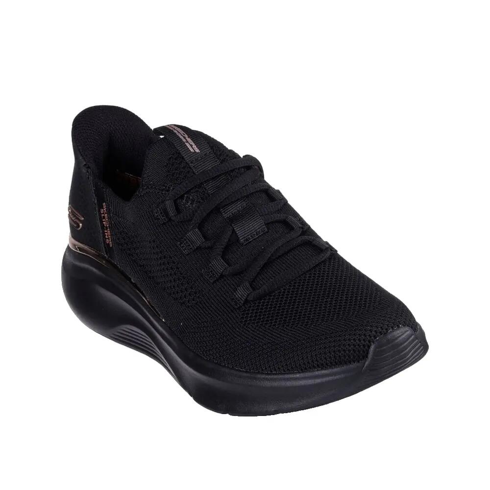 SKECHERS picture