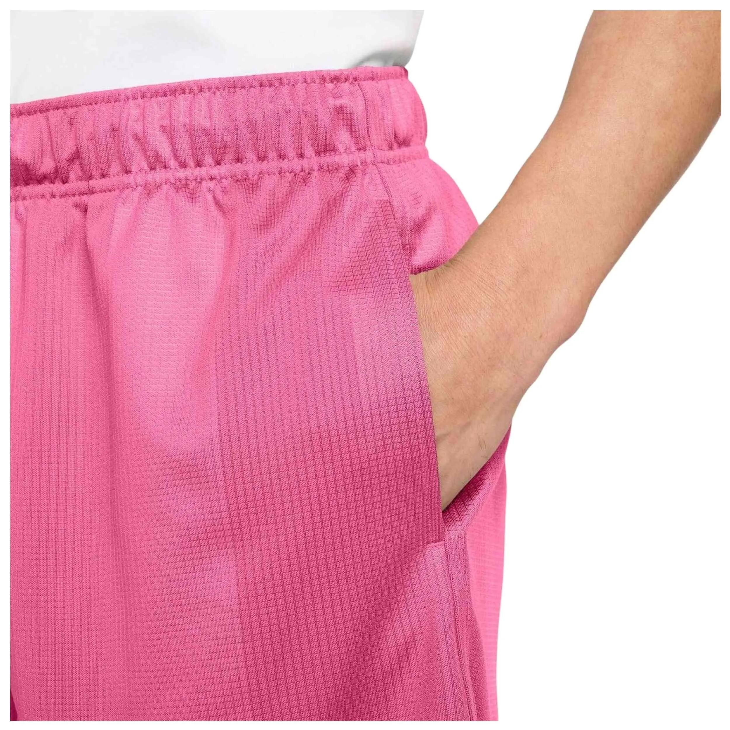 Calções Nike modelo II4373-684 para homem 4/4