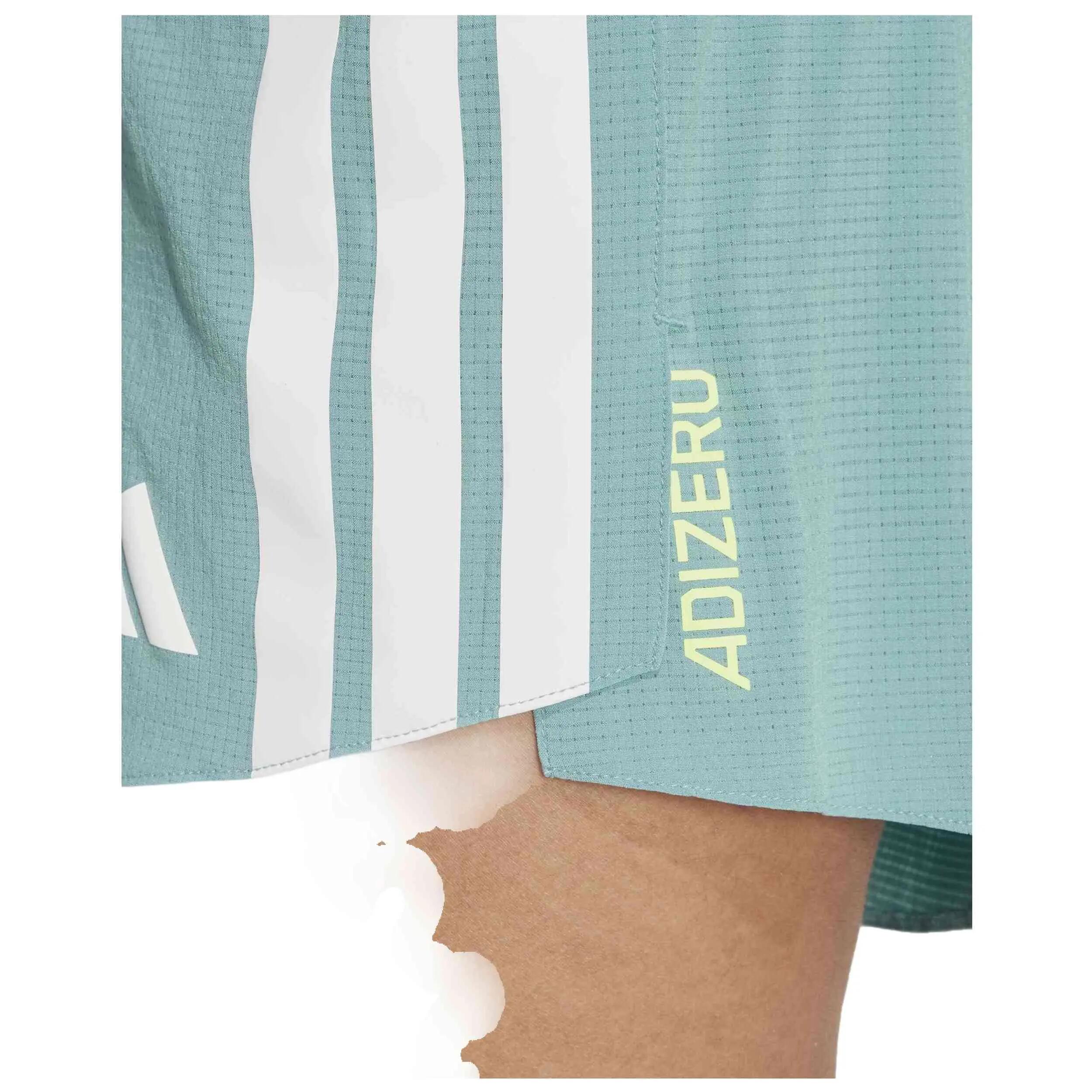 Short Adidas modèle JV7166-3-C pour femmes 4/5
