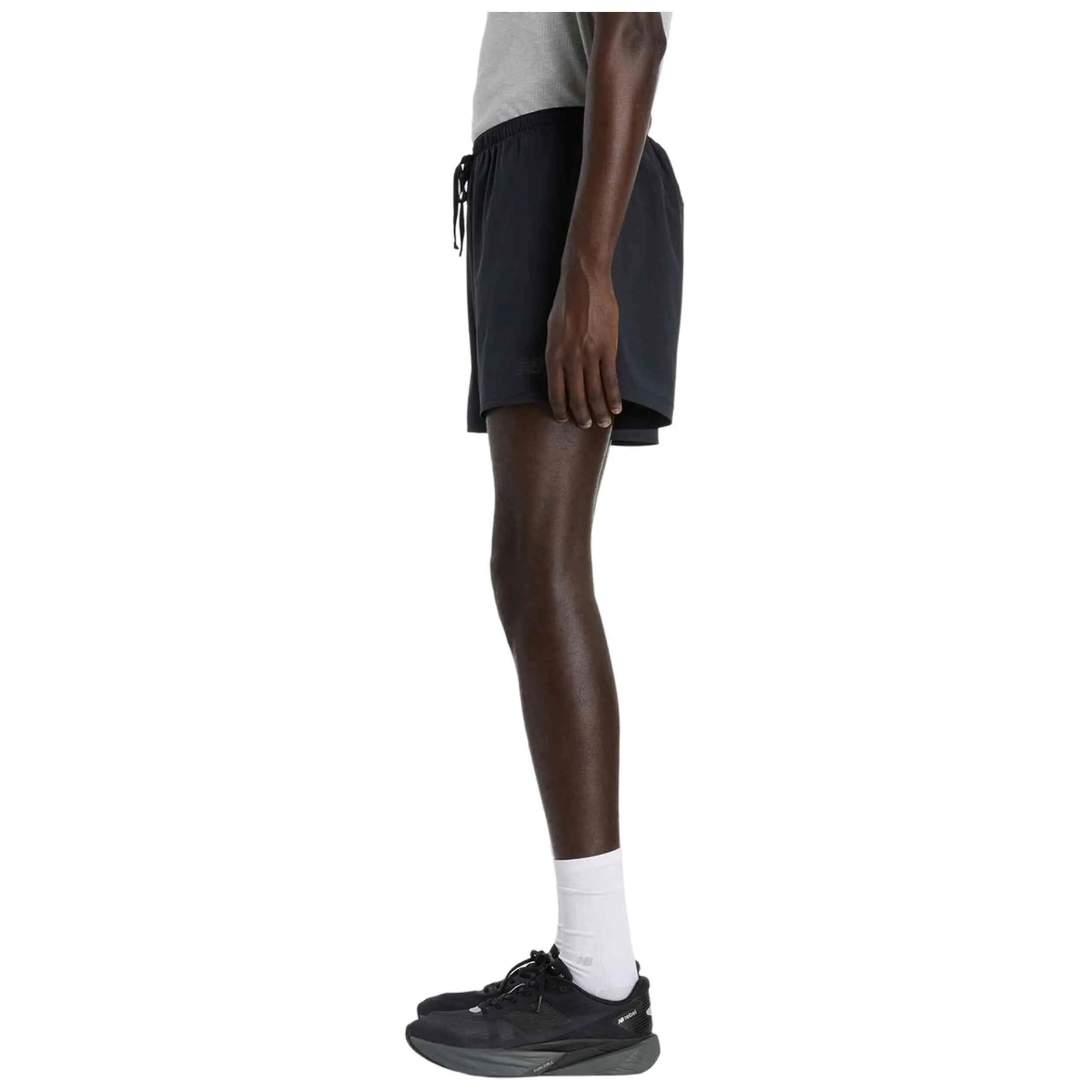 Calções New Balance modelo MB6180TA_BK para homem 2/5